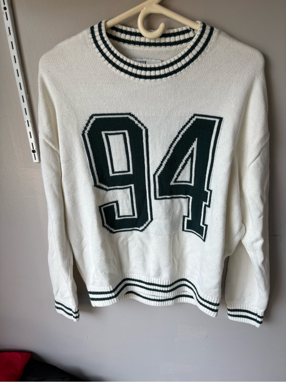 Hollister White Knit Crew Sweater with Dark Green '94
